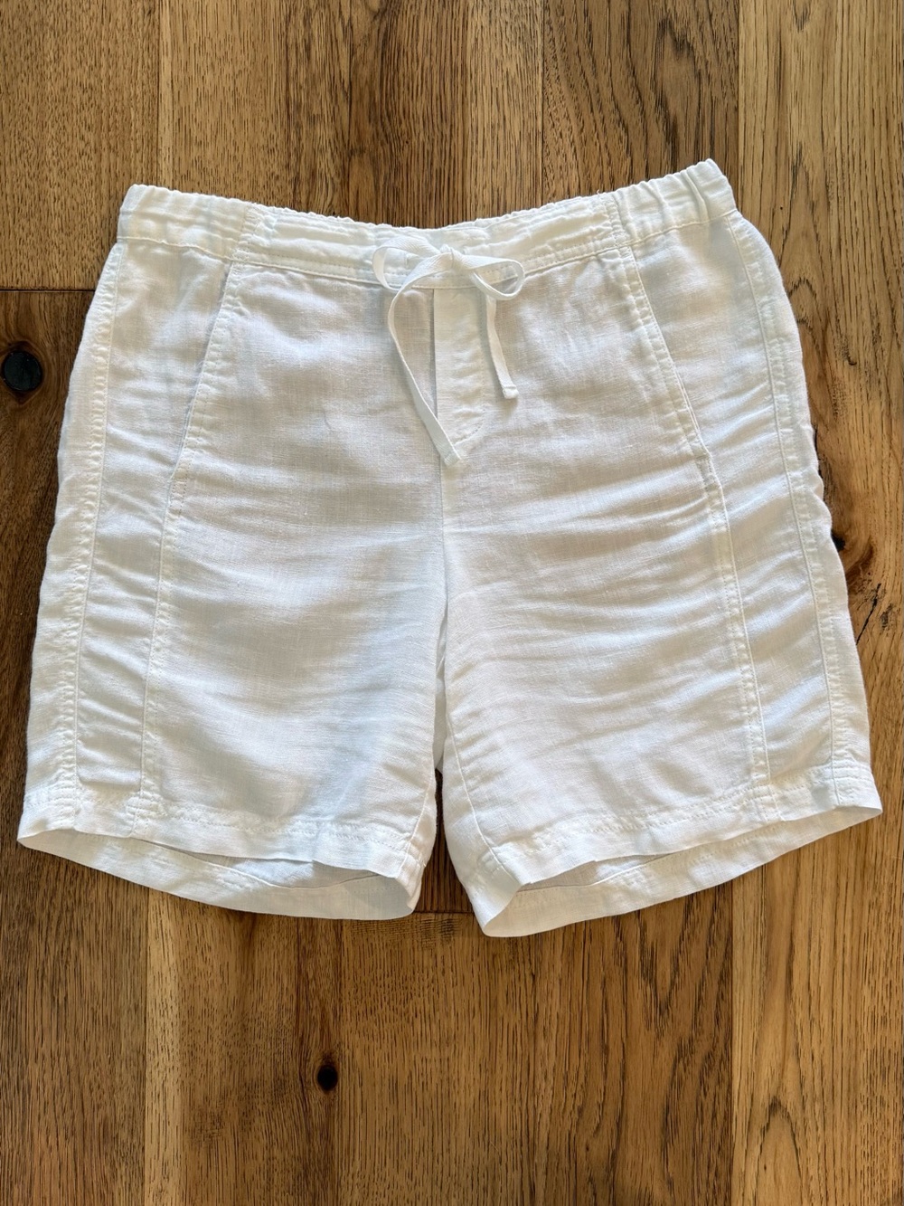 J. Jill Love Linen White Elastic Waist Shorts